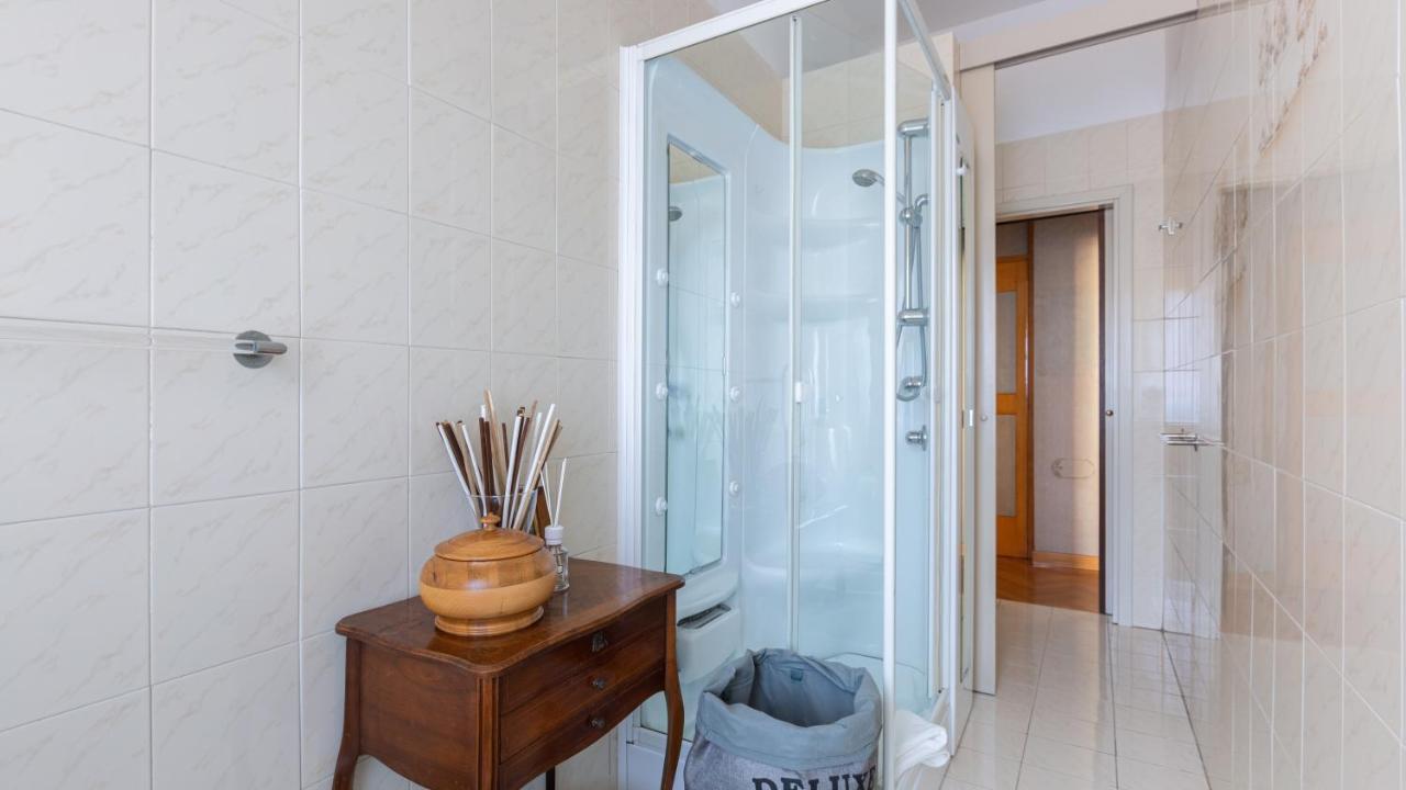 Mysa Properties - Trilocale In Zona Porta Romana, Bocconi Мілан Екстер'єр фото